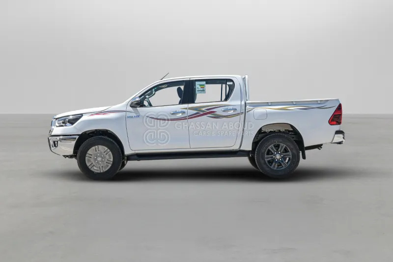 Toyota Hilux 4X4 Double Cabin - Poltovornjak, Dostavno vozilo z dvojno kabino: slika 3 Toyota Hilux 4X4 Double Cabin - Poltovornjak, Dostavno vozilo z dvojno kabino: slika 3