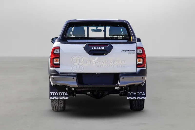 Toyota Hilux 4X4 - Poltovornjak: slika 4 Toyota Hilux 4X4 - Poltovornjak: slika 4
