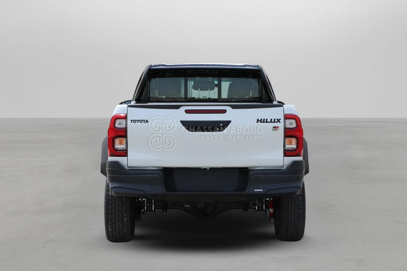 Toyota Hilux 4X4 - Poltovornjak: slika 5 Toyota Hilux 4X4 - Poltovornjak: slika 5