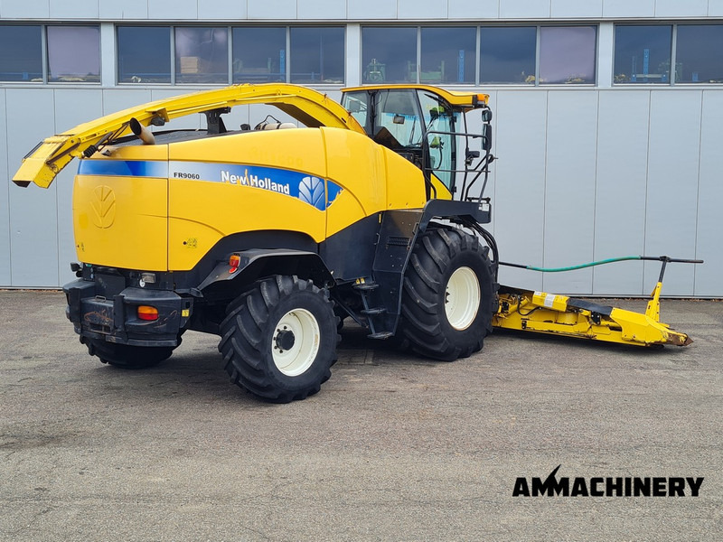 New Holland FR9060 including Kemper 375 Plus - Kombajn za krmo: slika 4 New Holland FR9060 including Kemper 375 Plus - Kombajn za krmo: slika 4