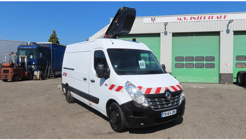 Renault Master 10,5 m, 3 SEATS, KLUBB, 3500 kg, euro6 - Dostavno vozilo: slika 2 Renault Master 10,5 m, 3 SEATS, KLUBB, 3500 kg, euro6 - Dostavno vozilo: slika 2