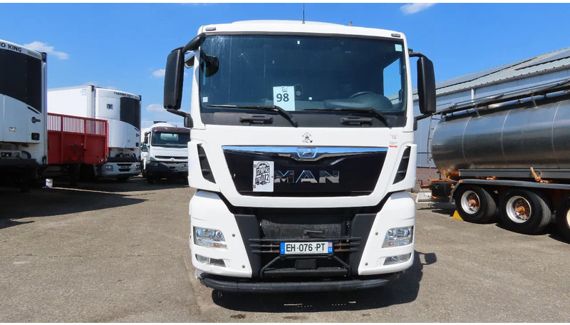 MAN TGX 18.480 446577 KM! RETARDER+ liftaxel + moving axel - Tovornjak s ponjavo: slika 4 MAN TGX 18.480 446577 KM! RETARDER+ liftaxel + moving axel - Tovornjak s ponjavo: slika 4