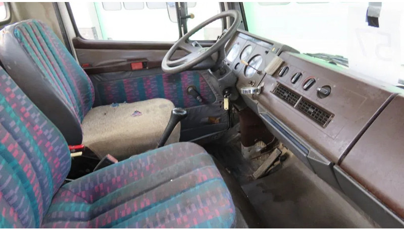 Mercedes-Benz 1514 Manual diesel pomp. Very clean - Tovornjak - kabelski sistem: slika 2 Mercedes-Benz 1514 Manual diesel pomp. Very clean - Tovornjak - kabelski sistem: slika 2
