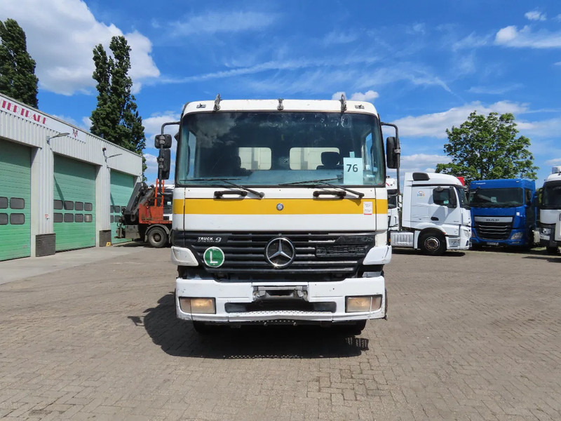 Mercedes-Benz Actros 2535 Crane Palfinger PK17000, 6x2 , 3 pedal. - Tovornjak z dvigalom: slika 4 Mercedes-Benz Actros 2535 Crane Palfinger PK17000, 6x2 , 3 pedal. - Tovornjak z dvigalom: slika 4