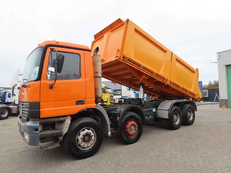 Mercedes-Benz Actros 3240 Manual, steel dumper! Great condition! - Tovornjak prekucnik: slika 1 Mercedes-Benz Actros 3240 Manual, steel dumper! Great condition! - Tovornjak prekucnik: slika 1