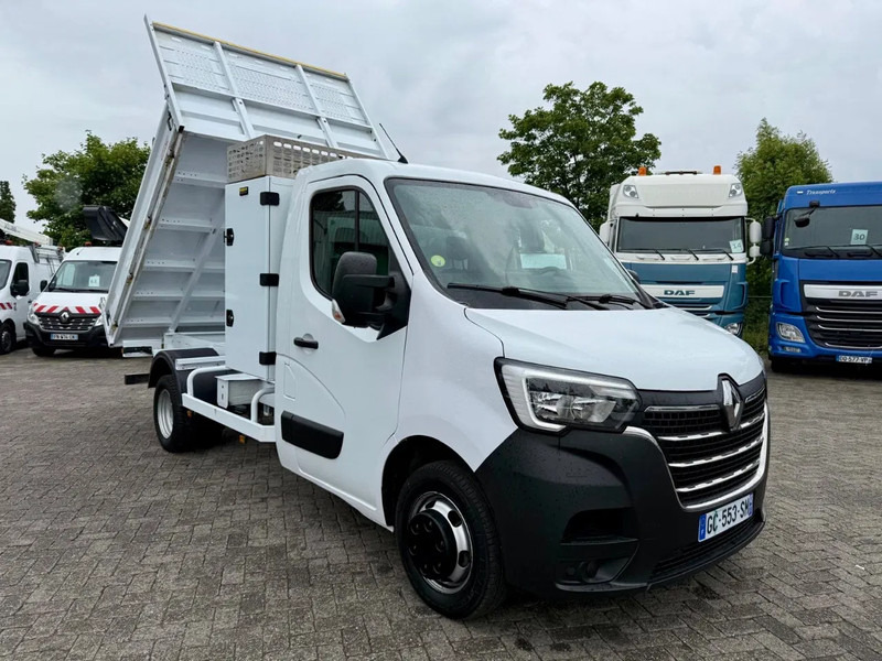 Renault Master 2021, 3 seats, Great condition, ! EURO 6 - Dostavno vozilo prekucnik: slika 1 Renault Master 2021, 3 seats, Great condition, ! EURO 6 - Dostavno vozilo prekucnik: slika 1
