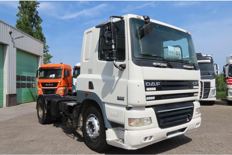 DAF CF 85.410 Manual, Retarder, PTO/Hydraulic, Very clean truck! - Vlačilec: slika 1 DAF CF 85.410 Manual, Retarder, PTO/Hydraulic, Very clean truck! - Vlačilec: slika 1