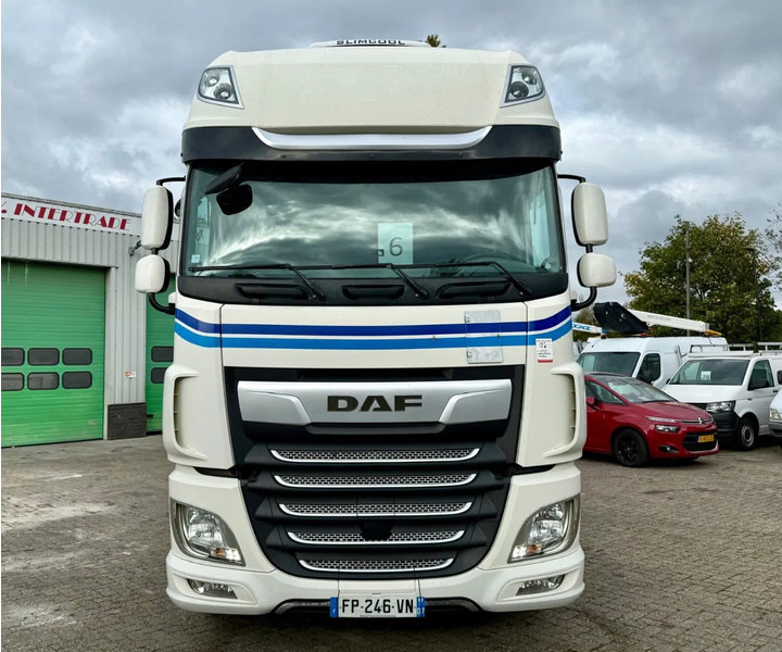 DAF XF 530 550!! PARKING AIRCO, FRIGO, FULL AIR, SUPER FRANCE TRUCK! - Vlačilec: slika 2 DAF XF 530 550!! PARKING AIRCO, FRIGO, FULL AIR, SUPER FRANCE TRUCK! - Vlačilec: slika 2