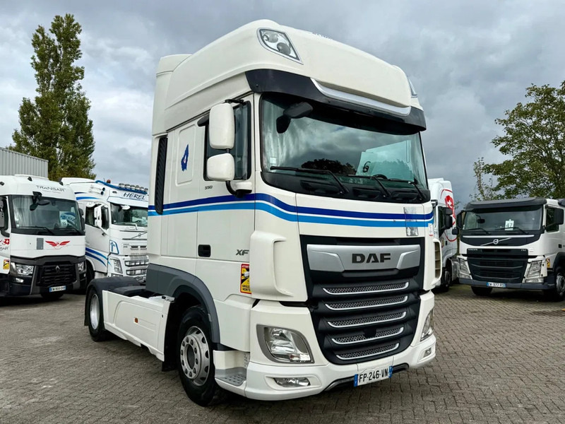 DAF XF 530 550!! PARKING AIRCO, FRIGO, FULL AIR, SUPER FRANCE TRUCK! - Vlačilec: slika 3 DAF XF 530 550!! PARKING AIRCO, FRIGO, FULL AIR, SUPER FRANCE TRUCK! - Vlačilec: slika 3