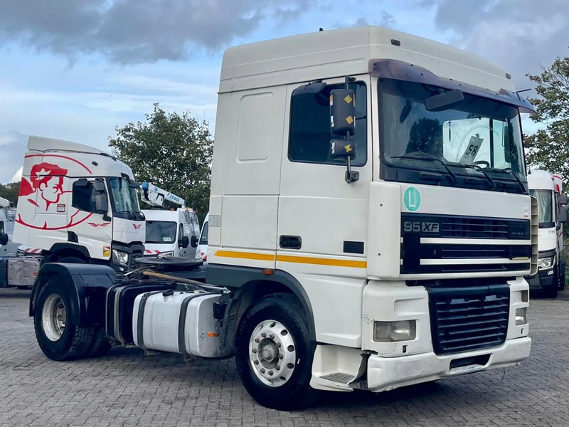 DAF XF 95.430 E4 TYPE, PTO + HYDRAULIC, FRIGO - Vlačilec: slika 4 DAF XF 95.430 E4 TYPE, PTO + HYDRAULIC, FRIGO - Vlačilec: slika 4