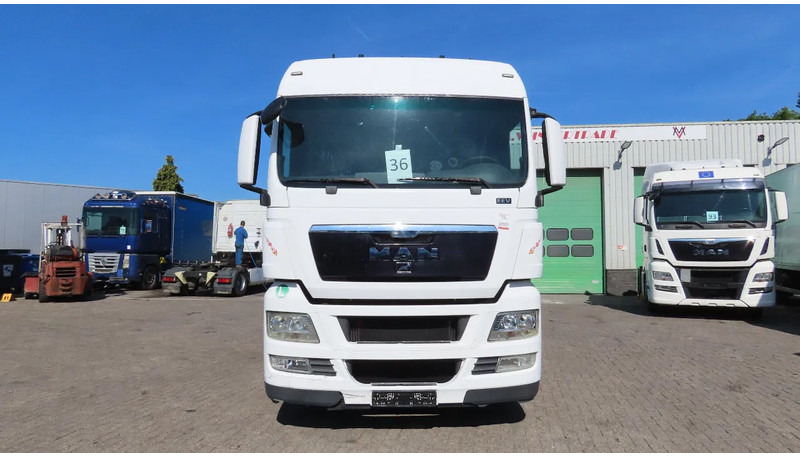 MAN TGX 18.440 Euro 5, Retarder, 2 tanks!! - Vlačilec: slika 2 MAN TGX 18.440 Euro 5, Retarder, 2 tanks!! - Vlačilec: slika 2
