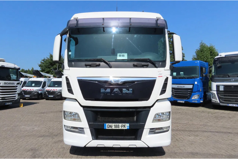 MAN TGX 18.480 RETARDER, 2X FUEL TANK, FRIGO - Vlačilec: slika 2 MAN TGX 18.480 RETARDER, 2X FUEL TANK, FRIGO - Vlačilec: slika 2