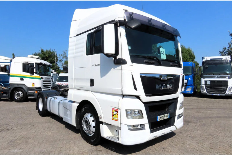 MAN TGX 18.480 RETARDER, 2X FUEL TANK, FRIGO - Vlačilec: slika 1 MAN TGX 18.480 RETARDER, 2X FUEL TANK, FRIGO - Vlačilec: slika 1