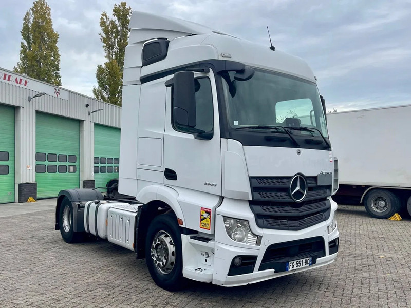 Mercedes-Benz Actros 1845 vin: WDF9634031C008330 , 2 tanks, France clean truck - Vlačilec: slika 1 Mercedes-Benz Actros 1845 vin: WDF9634031C008330 , 2 tanks, France clean truck - Vlačilec: slika 1
