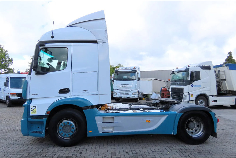 Mercedes-Benz Actros 1846 PTO, HYDRAULIC - Vlačilec: slika 4 Mercedes-Benz Actros 1846 PTO, HYDRAULIC - Vlačilec: slika 4