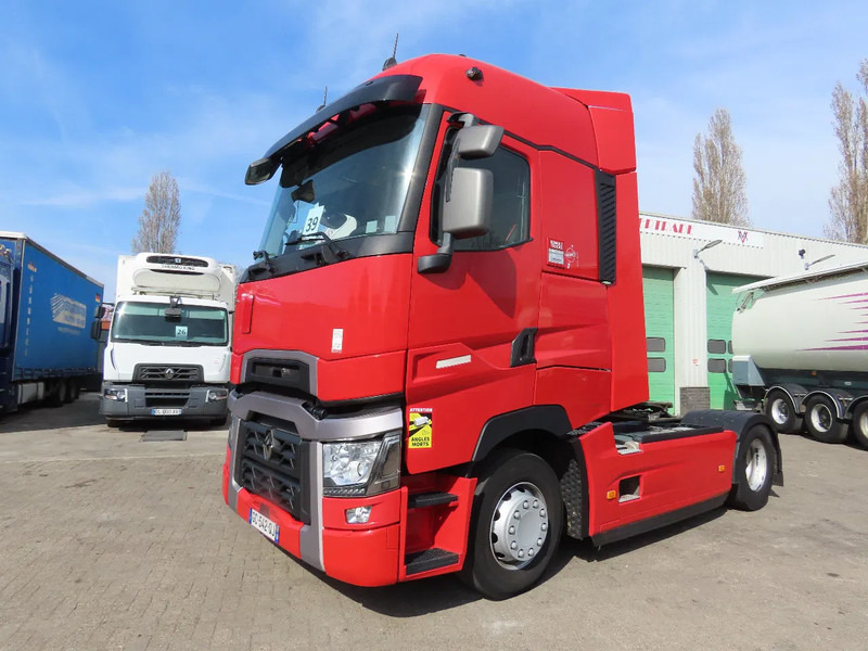 Renault T HIGH 520 VF610A36XND028987 2 tanks, P-airco, 2 beds - Vlačilec: slika 2 Renault T HIGH 520 VF610A36XND028987 2 tanks, P-airco, 2 beds - Vlačilec: slika 2