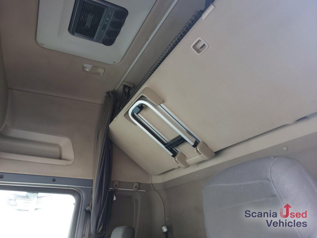 SCANIA R 450 LA4x2MEB Topline Low Deck - Vlačilec: slika 3 SCANIA R 450 LA4x2MEB Topline Low Deck - Vlačilec: slika 3