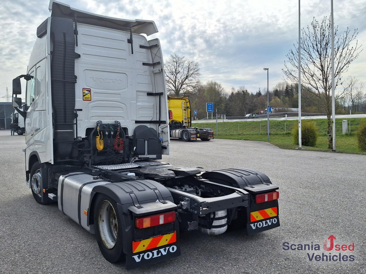 VOLVO FH 500 Lowliner Euro 6 TUV NEU !! - Vlačilec: slika 4 VOLVO FH 500 Lowliner Euro 6 TUV NEU !! - Vlačilec: slika 4
