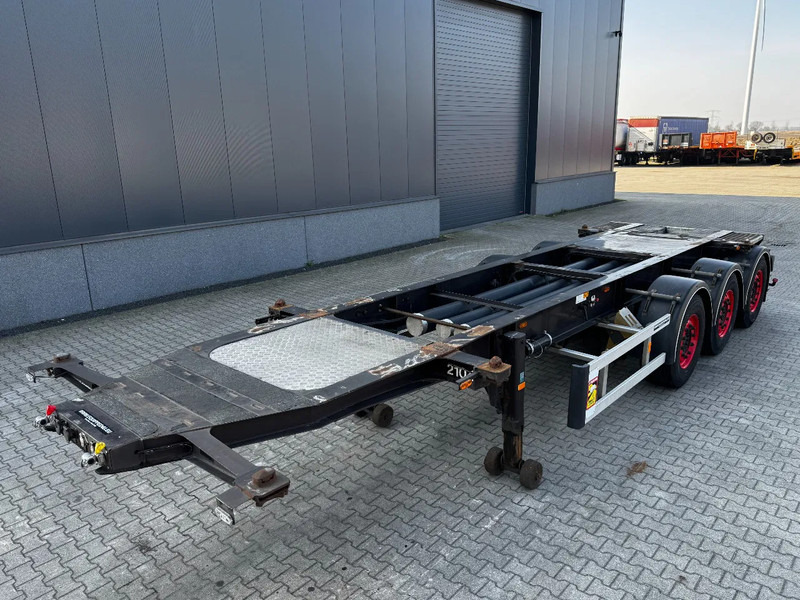 Burg 20FT/3-axles, SAF INTRADISC, ADR (EXII, EXII, FL, AT), 2x LIFTAXLE, NL-Chassis, APK/ADR:06/2025 - Kontejnerska polprikolica/ Polprikolica z zamenljivim tovoriščem: slika 2 Burg 20FT/3-axles, SAF INTRADISC, ADR (EXII, EXII, FL, AT), 2x LIFTAXLE, NL-Chassis, APK/ADR:06/2025 - Kontejnerska polprikolica/ Polprikolica z zamenljivim tovoriščem: slika 2