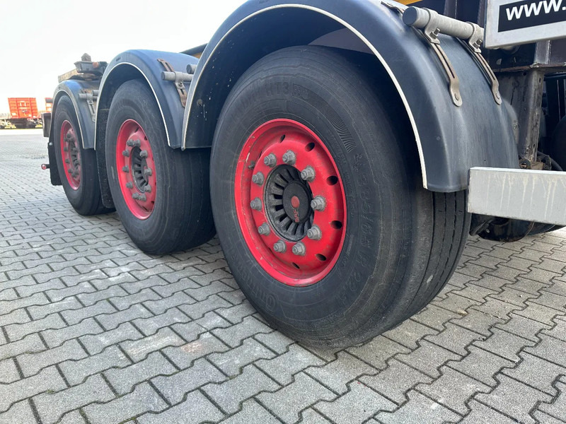 Kontejnerska polprikolica/ Polprikolica z zamenljivim tovoriščem Burg 20FT ADR (EX/II, EX/III, FL, AT), Leergewicht : 3.690kg, SAF INTRADISC, 2x Liftachse, NL-Chassis: slika 9 Kontejnerska polprikolica/ Polprikolica z zamenljivim tovoriščem Burg 20FT ADR (EX/II, EX/III, FL, AT), Leergewicht : 3.690kg, SAF INTRADISC, 2x Liftachse, NL-Chassis: slika 9