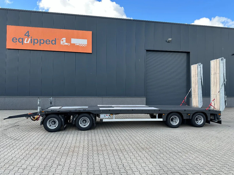 Faymonville MAX600-S-4-8.90-U, 4 axles (2 + 2), hydraulic ramps, loading-floor 8.90cm, NEW!! - Prikolica avtotransporter: slika 3 Faymonville MAX600-S-4-8.90-U, 4 axles (2 + 2), hydraulic ramps, loading-floor 8.90cm, NEW!! - Prikolica avtotransporter: slika 3