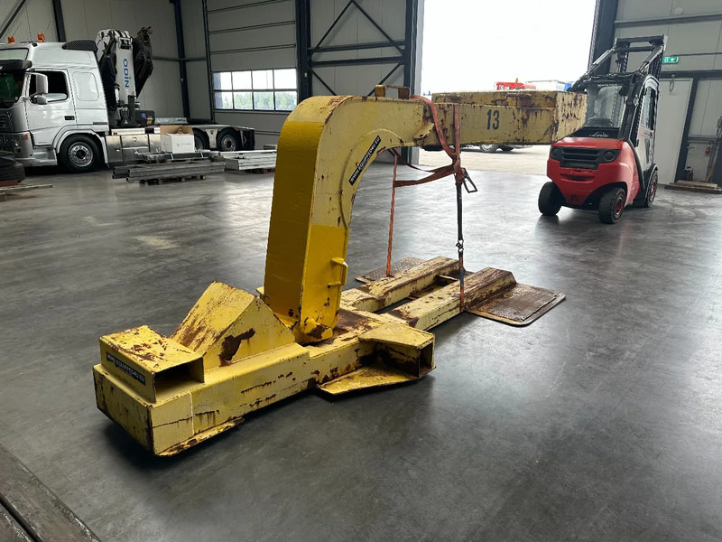 HOUCON GN27 Gooseneck FOR MAFI - Terminalski traktor: slika 1 HOUCON GN27 Gooseneck FOR MAFI - Terminalski traktor: slika 1