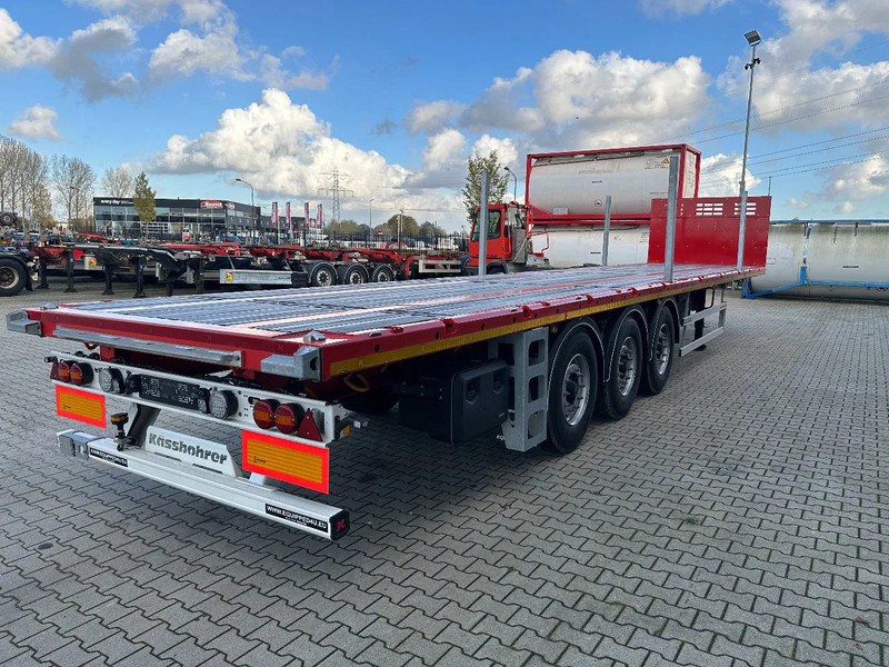 Kässbohrer nieuwe, direct leverbare Heavy-Duty platte oplegger, Heckbündig, Twistlocks (1x 40FT / 2x 20FT), rongpotten, schijfremmen, NL-re - Polprikolica s kesonom: slika 3 Kässbohrer nieuwe, direct leverbare Heavy-Duty platte oplegger, Heckbündig, Twistlocks (1x 40FT / 2x 20FT), rongpotten, schijfremmen, NL-re - Polprikolica s kesonom: slika 3