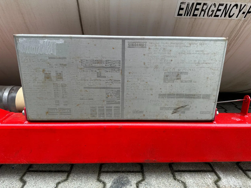 SINGAMAS 20FT ISO, 26.000L/1-COMP/3 BAFFELS/3 manholes, 5Y inspection: 06/2027 lizing SINGAMAS 20FT ISO, 26.000L/1-COMP/3 BAFFELS/3 manholes, 5Y inspection: 06/2027: slika 13 SINGAMAS 20FT ISO, 26.000L/1-COMP/3 BAFFELS/3 manholes, 5Y inspection: 06/2027 lizing SINGAMAS 20FT ISO, 26.000L/1-COMP/3 BAFFELS/3 manholes, 5Y inspection: 06/2027: slika 13