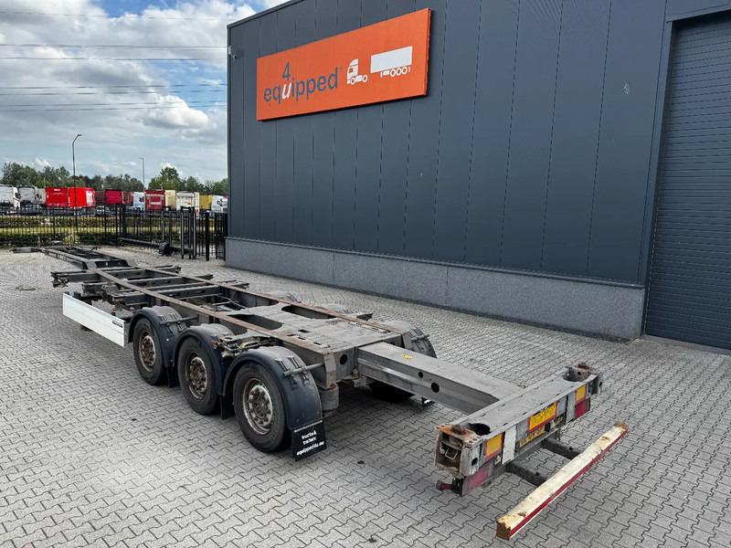 Schmitz Cargobull 45FT HC, Scheibebremsen, Liftachse, vorne + hinten + Stoßstange ausziehbar, NL-Chassis - Kontejnerska polprikolica/ Polprikolica z zamenljivim tovoriščem: slika 3 Schmitz Cargobull 45FT HC, Scheibebremsen, Liftachse, vorne + hinten + Stoßstange ausziehbar, NL-Chassis - Kontejnerska polprikolica/ Polprikolica z zamenljivim tovoriščem: slika 3