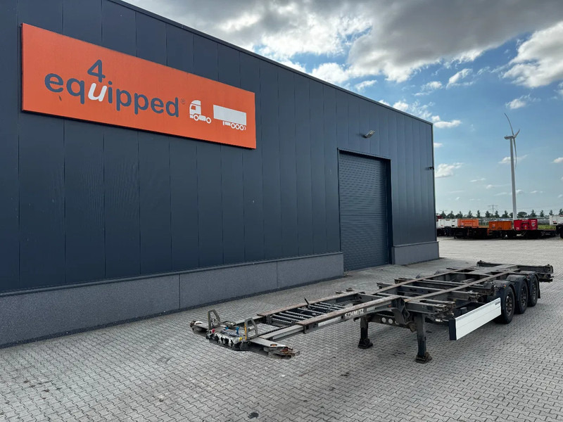 Schmitz Cargobull 45FT HC, Scheibebremsen, Liftachse, vorne + hinten + Stoßstange ausziehbar, NL-Chassis - Kontejnerska polprikolica/ Polprikolica z zamenljivim tovoriščem: slika 1 Schmitz Cargobull 45FT HC, Scheibebremsen, Liftachse, vorne + hinten + Stoßstange ausziehbar, NL-Chassis - Kontejnerska polprikolica/ Polprikolica z zamenljivim tovoriščem: slika 1