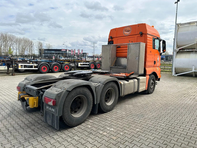 MAN TGX 26.480 6x4, MANUAL GEARBOX, ONLY CABIN DAMAGE, 231.000KM - Vlačilec: slika 4 MAN TGX 26.480 6x4, MANUAL GEARBOX, ONLY CABIN DAMAGE, 231.000KM - Vlačilec: slika 4