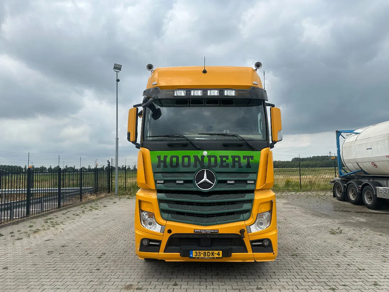 Mercedes-Benz Actros 2748 LS 6x2 BROKEN ENGINE - Vlačilec: slika 5 Mercedes-Benz Actros 2748 LS 6x2 BROKEN ENGINE - Vlačilec: slika 5