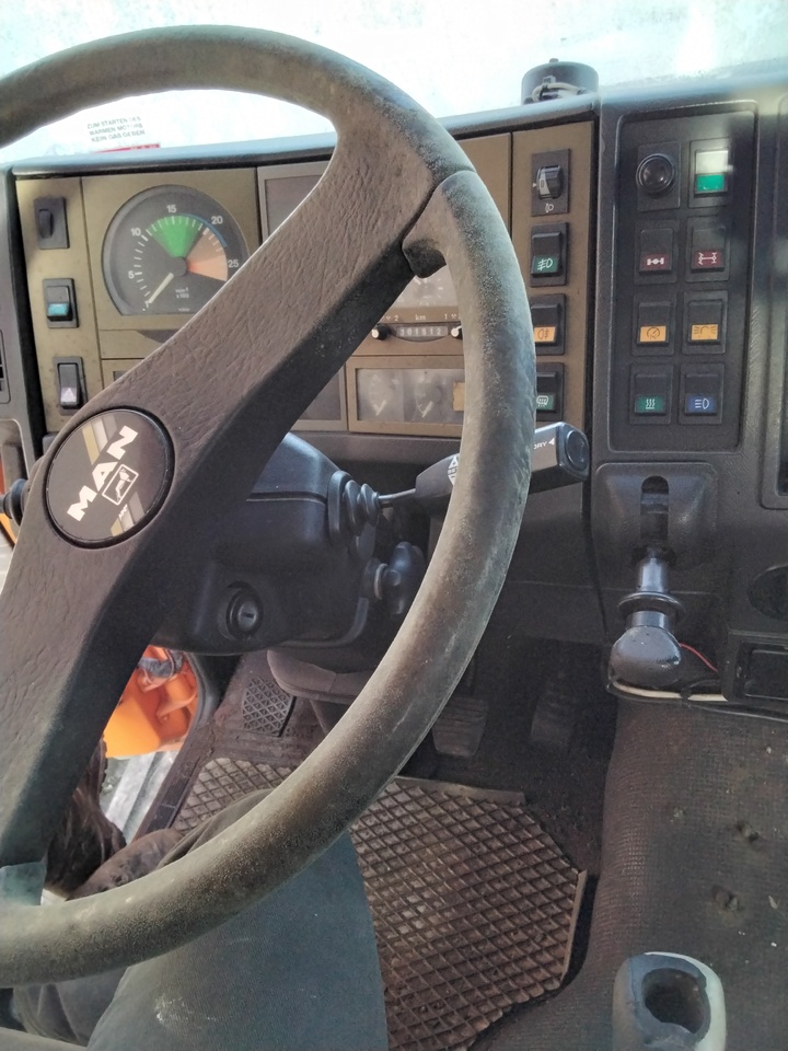 MAN 19.342 FAK 4x4 - Tovornjak prekucnik: slika 5 MAN 19.342 FAK 4x4 - Tovornjak prekucnik: slika 5