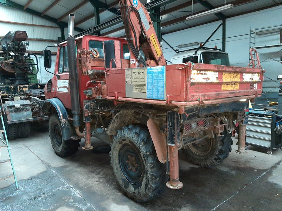 UNIMOG 1250 - Tovornjak z dvigalom: slika 2 UNIMOG 1250 - Tovornjak z dvigalom: slika 2