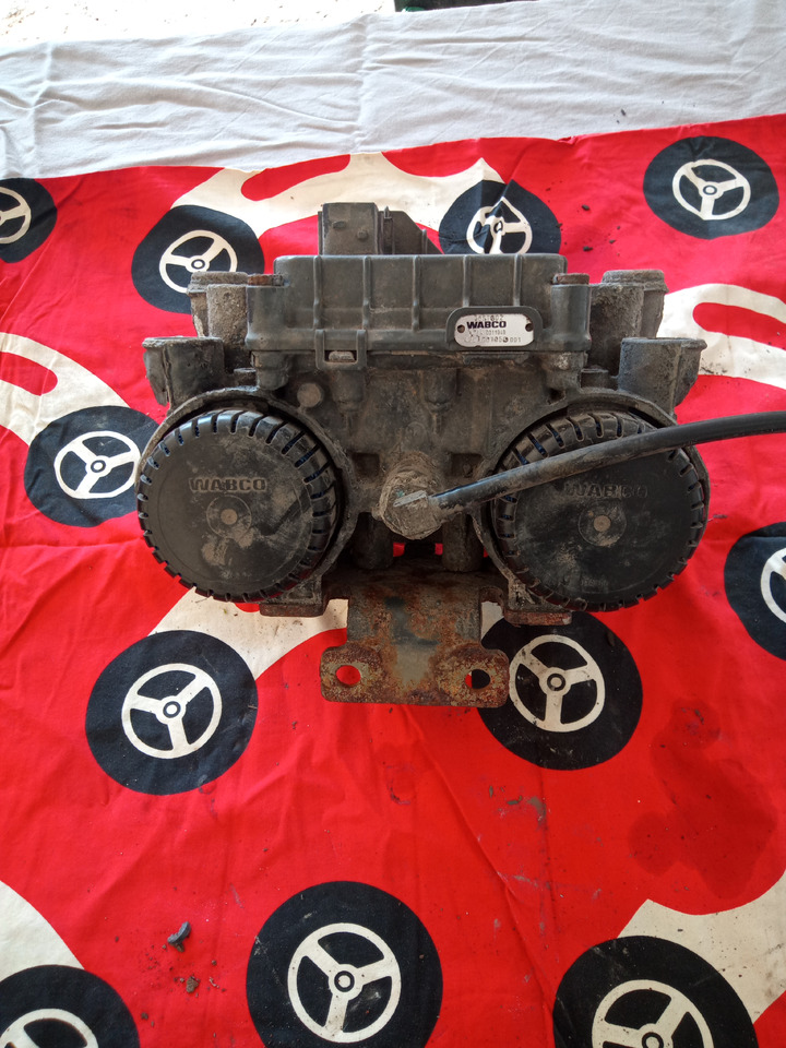 DAF XF106 - Zavorni ventil: slika 2 DAF XF106 - Zavorni ventil: slika 2