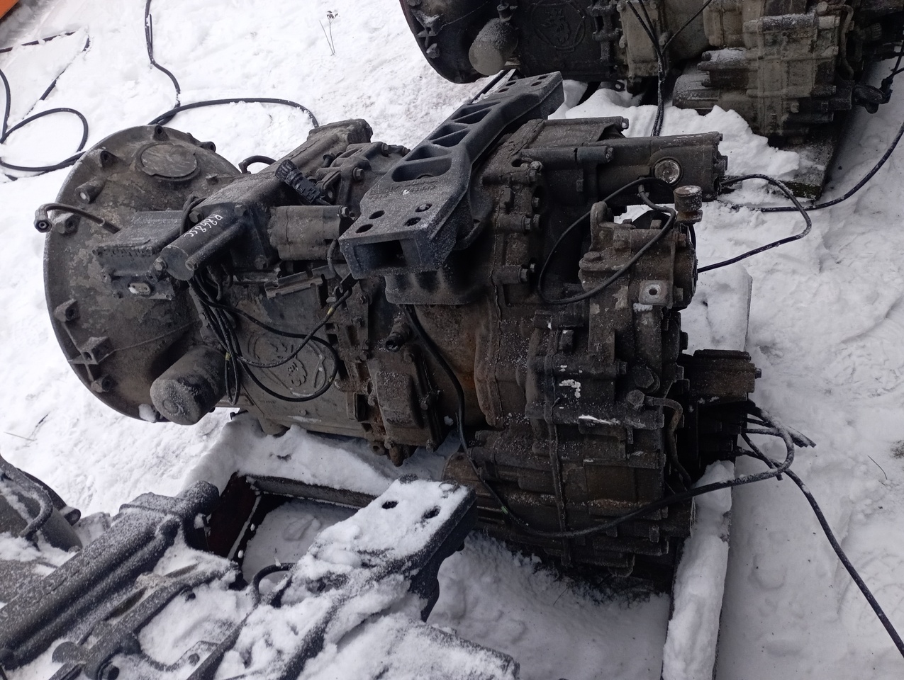 SCANIA R420 - Menjalnik za Tovornjak-šasija: slika 2 SCANIA R420 - Menjalnik za Tovornjak-šasija: slika 2