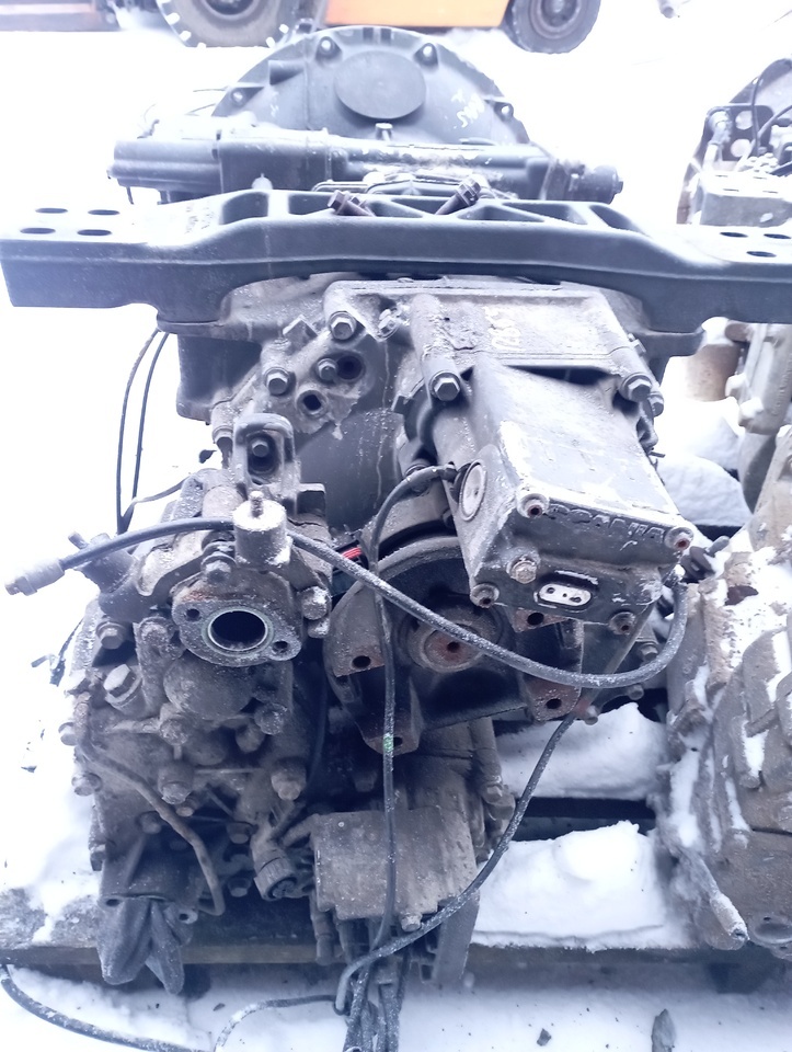 SCANIA R440 - Menjalnik za Tovornjak-šasija: slika 1 SCANIA R440 - Menjalnik za Tovornjak-šasija: slika 1