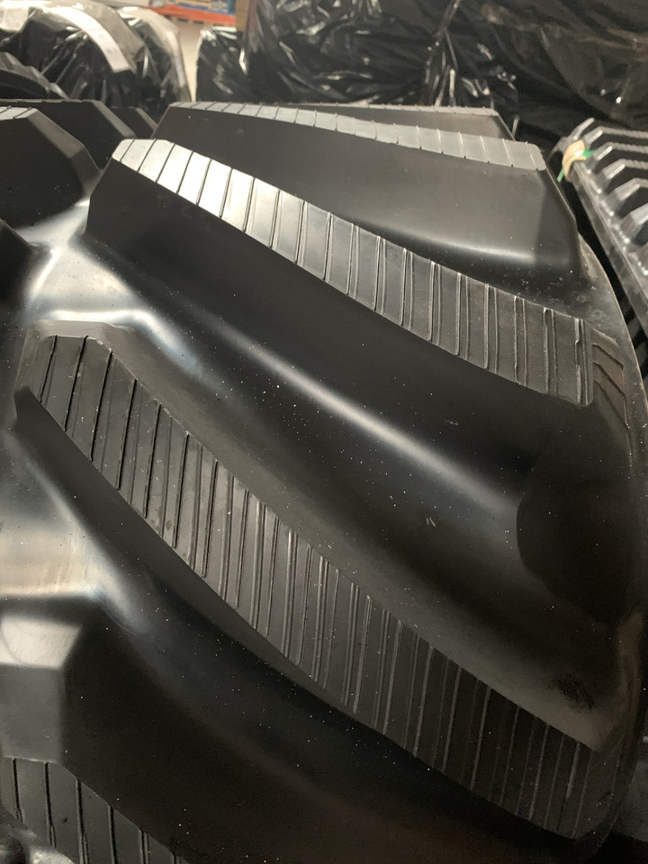 Rubber track for CNH and NH Combine 24" and 28.5" - Gosenica za Kombajn harvester: slika 3 Rubber track for CNH and NH Combine 24" and 28.5" - Gosenica za Kombajn harvester: slika 3