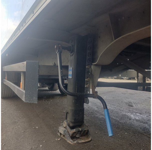 Schmitz Cargobull SKI 24 - Polprikolica zabojnik: slika 5 Schmitz Cargobull SKI 24 - Polprikolica zabojnik: slika 5