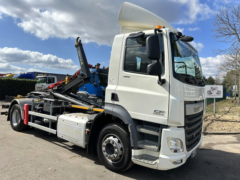 DAF CF 460 4x2 19T MARREL ABROLLKIPPER HAKEN - 5.10M + 1.30M Ausziehbarer Stoßstange - EURO 6 - 13L ENGINE - ZF AUTO - Kotalni prekucni tovornjak: slika 1 DAF CF 460 4x2 19T MARREL ABROLLKIPPER HAKEN - 5.10M + 1.30M Ausziehbarer Stoßstange - EURO 6 - 13L ENGINE - ZF AUTO - Kotalni prekucni tovornjak: slika 1
