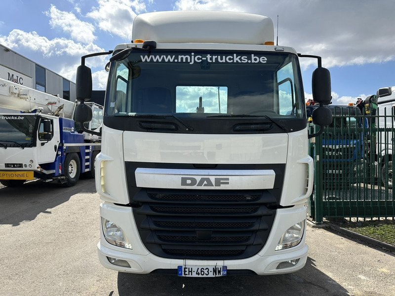 DAF CF 460 4x2 19T MARREL ABROLLKIPPER HAKEN - 5.10M + 1.30M Ausziehbarer Stoßstange - EURO 6 - 13L ENGINE - ZF AUTO - Kotalni prekucni tovornjak: slika 2 DAF CF 460 4x2 19T MARREL ABROLLKIPPER HAKEN - 5.10M + 1.30M Ausziehbarer Stoßstange - EURO 6 - 13L ENGINE - ZF AUTO - Kotalni prekucni tovornjak: slika 2