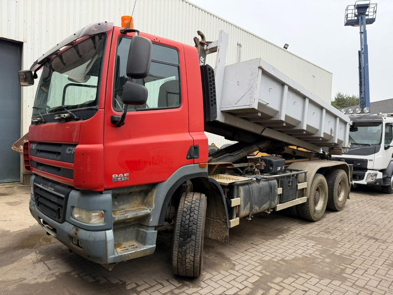 DAF CF 85.410 6x4 HOOKLIFT HIAB MULTILIFT - MANUAL ZF - EURO 4 - STEEL SPRING / BLATT / LAMES - BIG AXLES / HUB REDUCTION - BE TRUCK - Kotalni prekucni tovornjak: slika 3 DAF CF 85.410 6x4 HOOKLIFT HIAB MULTILIFT - MANUAL ZF - EURO 4 - STEEL SPRING / BLATT / LAMES - BIG AXLES / HUB REDUCTION - BE TRUCK - Kotalni prekucni tovornjak: slika 3
