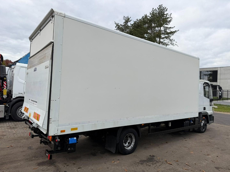 Iveco EUROCARGO 80E18 CLOSED BOX 6m00 x 2m49 x 2m37 - EURO 5 - *176.000km* - TAILLIFT - MANUAL - BE TRUCK - Tovornjak zabojnik: slika 5 Iveco EUROCARGO 80E18 CLOSED BOX 6m00 x 2m49 x 2m37 - EURO 5 - *176.000km* - TAILLIFT - MANUAL - BE TRUCK - Tovornjak zabojnik: slika 5