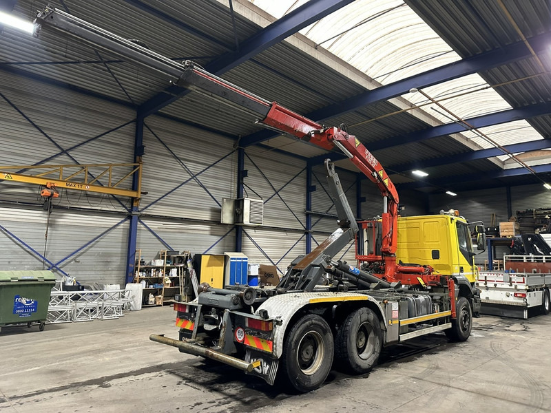 Iveco TRAKKER 350 6x4 HOOKLIFT + CRANE FASSI F120.22 (5/6 F) - *342.000km* - STEEL SPRING / BIG AXLES - AS TRONIC AUTOMATIC GEARBOX - Kotalni prekucni tovornjak, Tovornjak z dvigalom: slika 5 Iveco TRAKKER 350 6x4 HOOKLIFT + CRANE FASSI F120.22 (5/6 F) - *342.000km* - STEEL SPRING / BIG AXLES - AS TRONIC AUTOMATIC GEARBOX - Kotalni prekucni tovornjak, Tovornjak z dvigalom: slika 5