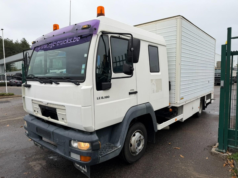 MAN LE 8.180 CLOSED BOX / KOFFER - DOKA - MANUAL GEARBOX - *248.000km* - STEEL SPRING / BLATT / LAMES - BE TRUCK - Tovornjak zabojnik: slika 3 MAN LE 8.180 CLOSED BOX / KOFFER - DOKA - MANUAL GEARBOX - *248.000km* - STEEL SPRING / BLATT / LAMES - BE TRUCK - Tovornjak zabojnik: slika 3