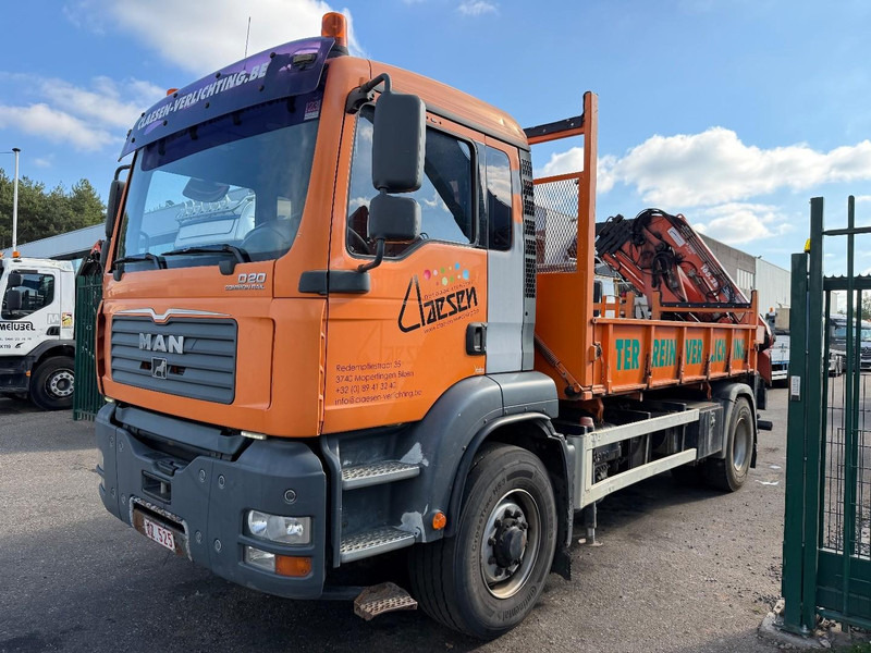 MAN TGA 18.310 4x4 Hydro-drive 2-SEITEN KIPPER + KRAN ATLAS 165 (4x) + RADIO - BE truck - Tovornjak prekucnik, Tovornjak z dvigalom: slika 3 MAN TGA 18.310 4x4 Hydro-drive 2-SEITEN KIPPER + KRAN ATLAS 165 (4x) + RADIO - BE truck - Tovornjak prekucnik, Tovornjak z dvigalom: slika 3