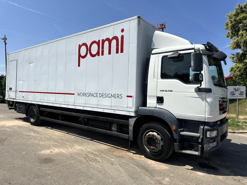 MAN TGM 18.290 CLOSED BOX 8m80 x 2m48 x 2m48 - EURO 5 - AIR SUSP - A/C - TAILLIFT 2000kg - BELGIAN TRUCK - Tovornjak zabojnik: slika 1 MAN TGM 18.290 CLOSED BOX 8m80 x 2m48 x 2m48 - EURO 5 - AIR SUSP - A/C - TAILLIFT 2000kg - BELGIAN TRUCK - Tovornjak zabojnik: slika 1