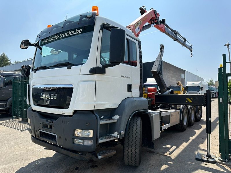 MAN TGS 35.400 8x4 TRIDEM HOOKLIFT T22 + CRANE PALFINGER PK 18001 EH + RADIO - EURO 5 - LIFT/STEERING AXLE - BE TRUCK - Kotalni prekucni tovornjak, Tovornjak z dvigalom: slika 2 MAN TGS 35.400 8x4 TRIDEM HOOKLIFT T22 + CRANE PALFINGER PK 18001 EH + RADIO - EURO 5 - LIFT/STEERING AXLE - BE TRUCK - Kotalni prekucni tovornjak, Tovornjak z dvigalom: slika 2
