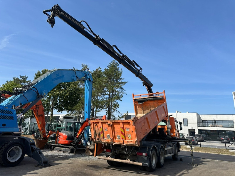 Renault KERAX 380 DXI 6x4 TIPPER + CRANE HIAB 144 B-3 - RADIO - *246.000km* - RETARDER - BORDMATIC - EURO 5 - Tovornjak prekucnik, Tovornjak z dvigalom: slika 5 Renault KERAX 380 DXI 6x4 TIPPER + CRANE HIAB 144 B-3 - RADIO - *246.000km* - RETARDER - BORDMATIC - EURO 5 - Tovornjak prekucnik, Tovornjak z dvigalom: slika 5
