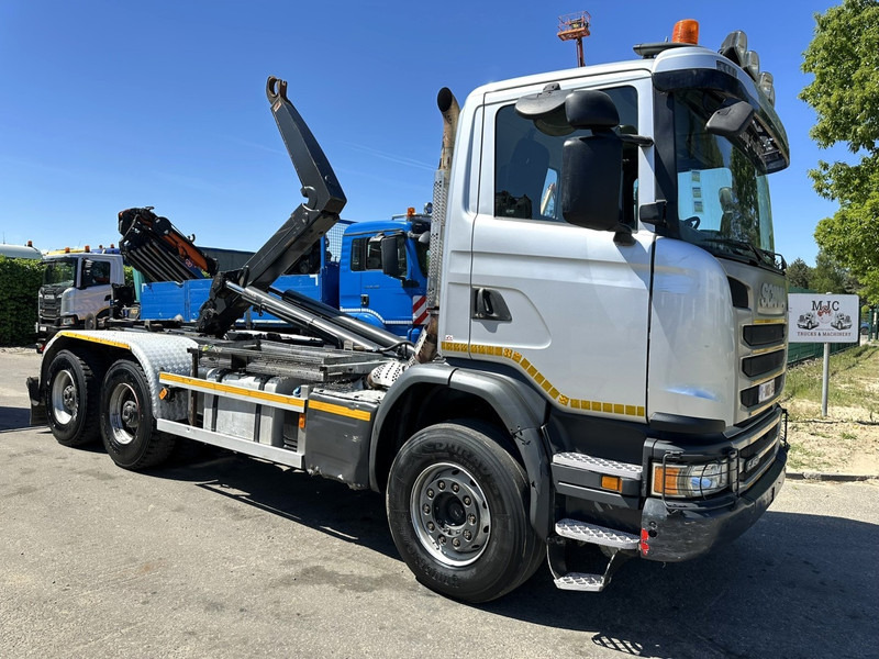 Scania G450 6x4 HOOKLIFT AJK 20T - 5760mm - 3m90 WB - HUB REDUCTION / STEEL SUSP. - EURO 6 - BE TRUCK - Kotalni prekucni tovornjak: slika 1 Scania G450 6x4 HOOKLIFT AJK 20T - 5760mm - 3m90 WB - HUB REDUCTION / STEEL SUSP. - EURO 6 - BE TRUCK - Kotalni prekucni tovornjak: slika 1